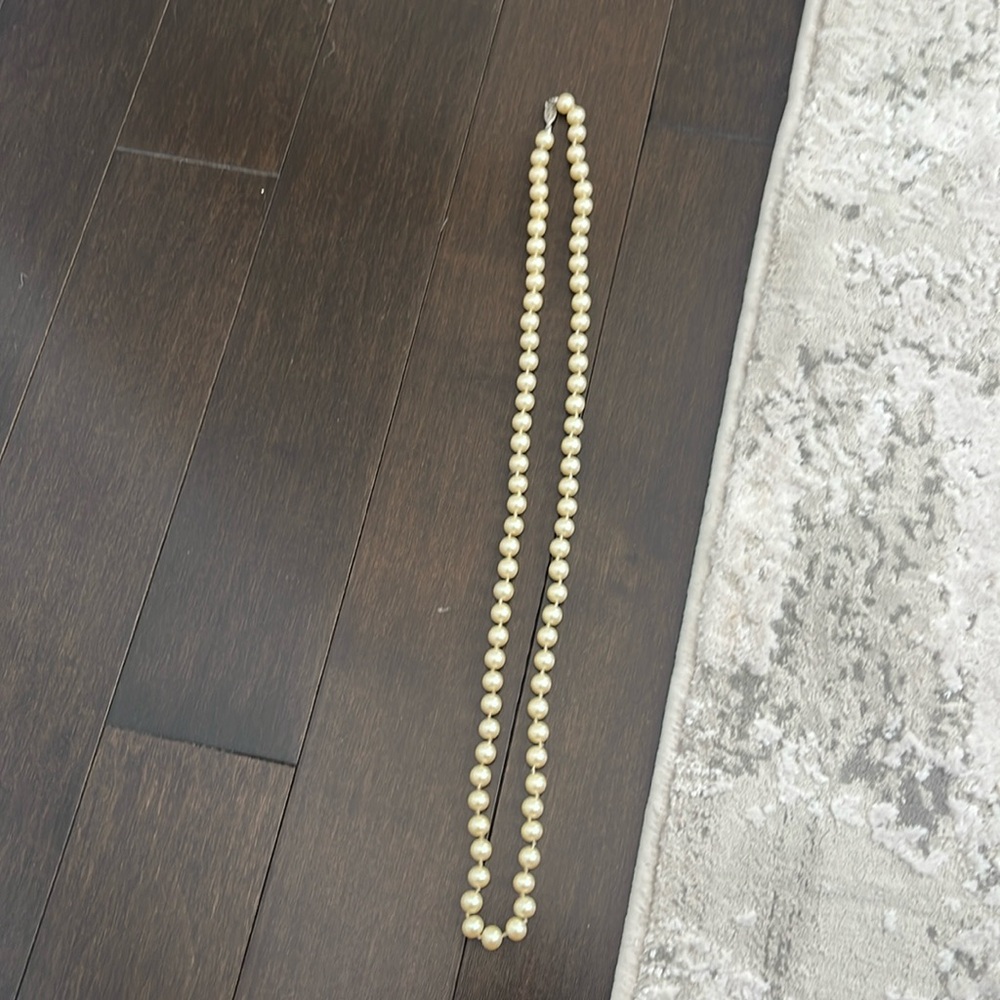 Women’s pearls